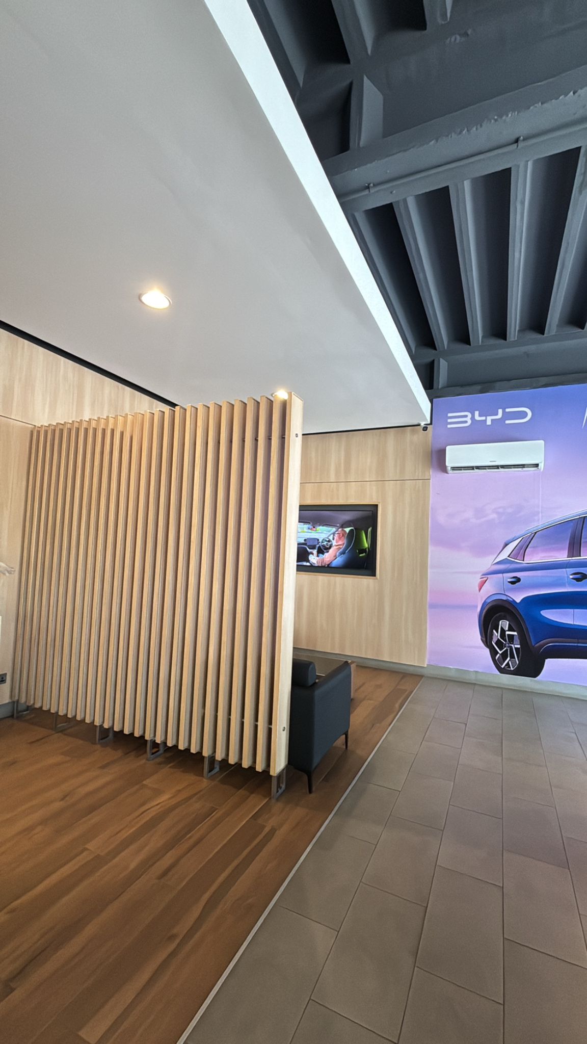 BYD Car Showroom - 8